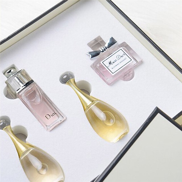 香水香氛包装卡纸彩盒设计定制