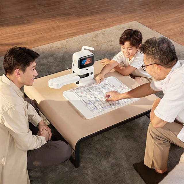 元萝卜下棋机器人礼品包装设计定制